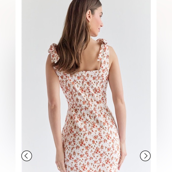 👍BRAND NEW! Jenna Red Floral Tie Strap Dress - Picture 3 of 4